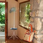 Rustikales Steinhaus Mit Privatpool, Grill, Terrasse, Liegen, Aussendusche Casa de Férias Grižane