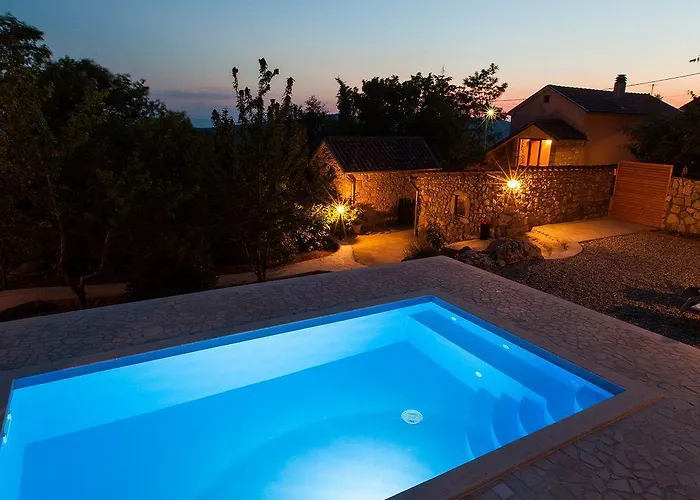 Rustikales Steinhaus Mit Privatpool, Grill, Terrasse, Liegen, Aussendusche Hébergement de vacances